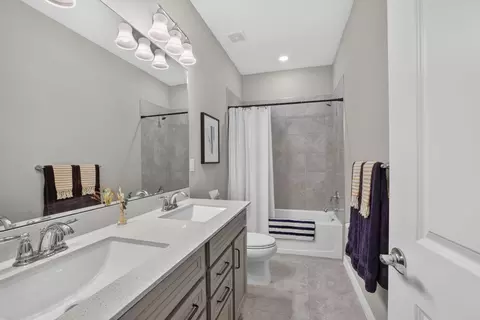 Bath - 4416 Appleton Cir E, Oakland Park, FL 33309 photo 5 of 5
