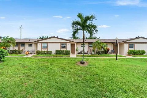 2883 Crosley Dr W #F, West Palm Beach, FL 33415