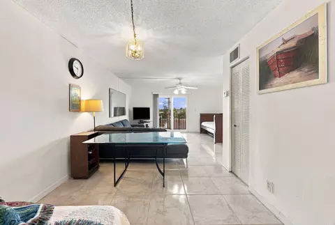 3909 N Ocean Blvd, Fort Lauderdale, FL 33308
