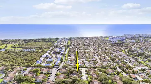 View/Area - 232 Seabreeze Cir, Jupiter, FL 33477 photo 5 of 6