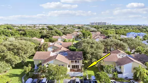 View/Area - 232 Seabreeze Cir, Jupiter, FL 33477 photo 2 of 6