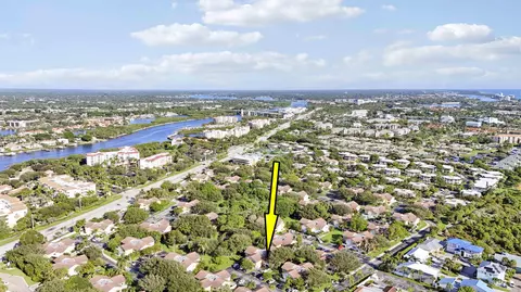View/Area - 232 Seabreeze Cir, Jupiter, FL 33477 photo 6 of 6