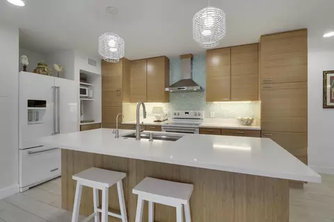 Kitchen - 232 Seabreeze Cir, Jupiter, FL 33477 photo 1 of 3