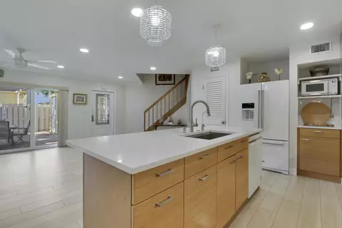 Kitchen - 232 Seabreeze Cir, Jupiter, FL 33477 photo 2 of 3