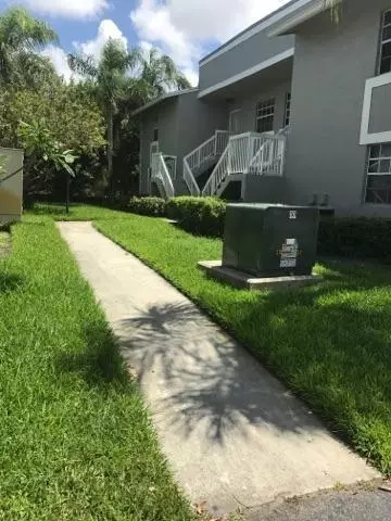 450 NE 210th Cir Ter #104-6C, Miami, FL 33179