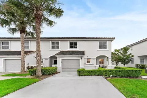 16856 SW 1st Pl, Pembroke Pines, FL 33027