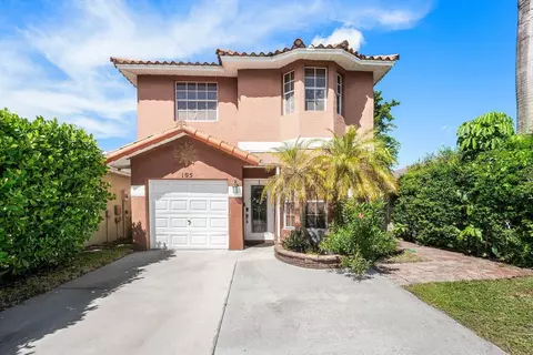105 Plumage Ln, West Palm Beach, FL 33415