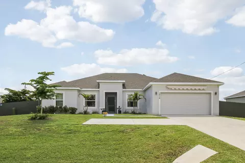 1016 SW Paar Dr, Port Saint Lucie, FL 34953