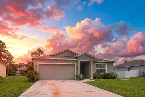 1811 SE Sandia Dr, Port Saint Lucie, FL 34983
