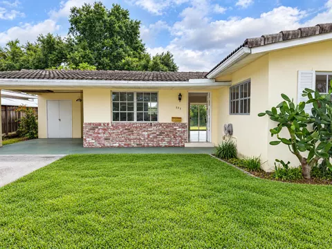 531 SW 11th Ave, Hallandale Beach, FL 33009