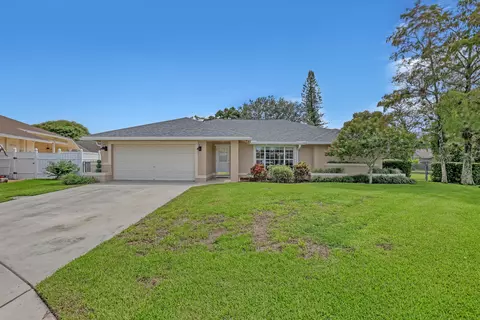 1835 Moonflower Cir, Wellington, FL 33414