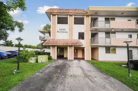 6005 Del Lago Cir #311, Sunrise, FL 33313