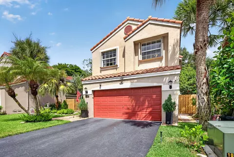 10531 NW 11th Ct, Plantation, FL 33322