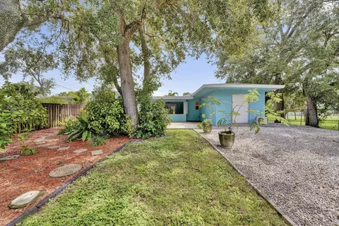 5081 SW 29th Way, Fort Lauderdale, FL 33312
