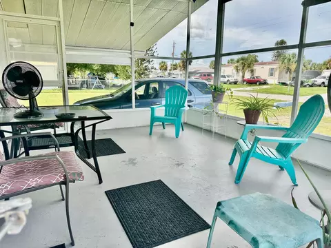 Exterior - 1230 Chobee St, Okeechobee, FL 34974 photo 4 of 6