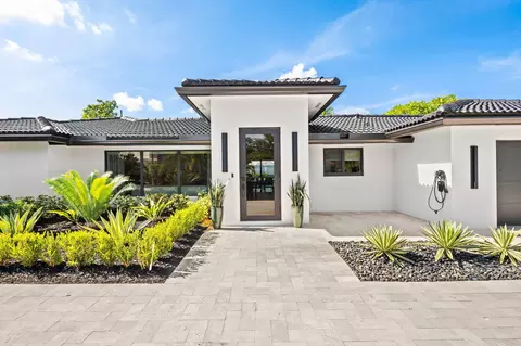 2648 NE 34th St, Fort Lauderdale, FL 33306