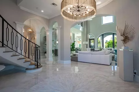 Entry Way - 2457 NE 26th St, Lighthouse Point, FL 33064 photo 2 of 9
