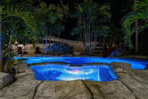 Exterior - 2457 NE 26th St, Lighthouse Point, FL 33064 photo 10 of 24