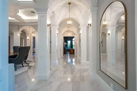 Entry Way - 2457 NE 26th St, Lighthouse Point, FL 33064 photo 4 of 9