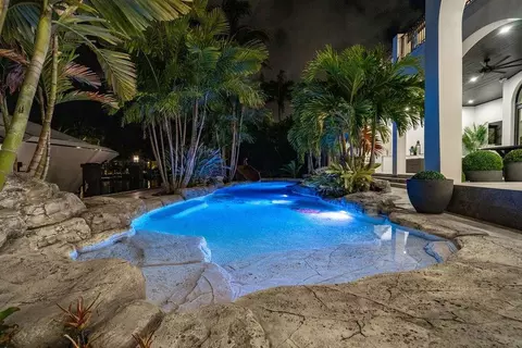 Exterior - 2457 NE 26th St, Lighthouse Point, FL 33064 photo 11 of 24