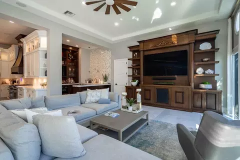 Living - 2457 NE 26th St, Lighthouse Point, FL 33064 photo 9 of 11