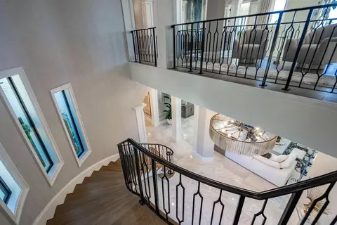 Entry Way - 2457 NE 26th St, Lighthouse Point, FL 33064 photo 6 of 9