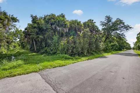 9294 Mockingbird Trl, Jupiter, FL 33478 photo 2