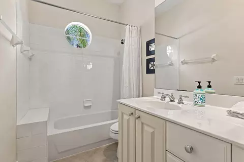 Bath - 9010 Cascada Way, Naples, FL 34114 photo 1 of 6