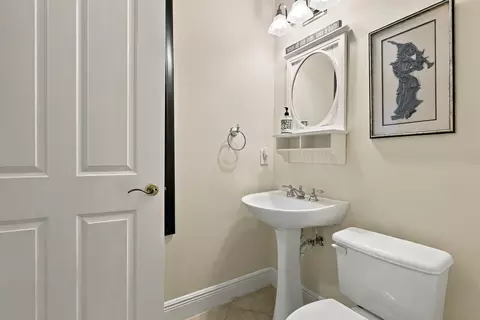 Bath - 9010 Cascada Way, Naples, FL 34114 photo 3 of 6