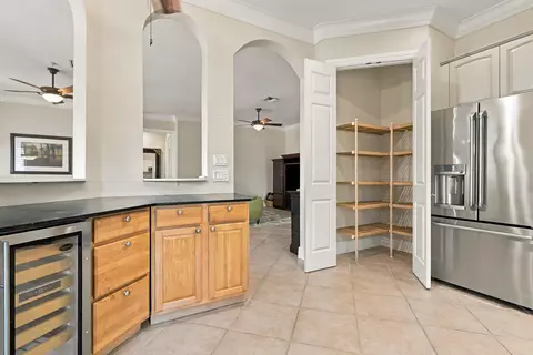 Kitchen - 9010 Cascada Way, Naples, FL 34114 photo 4 of 4
