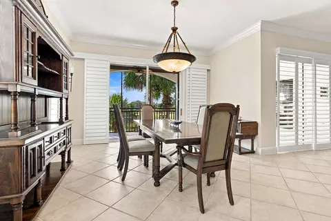 Dining - 9010 Cascada Way, Naples, FL 34114 photo 3 of 4