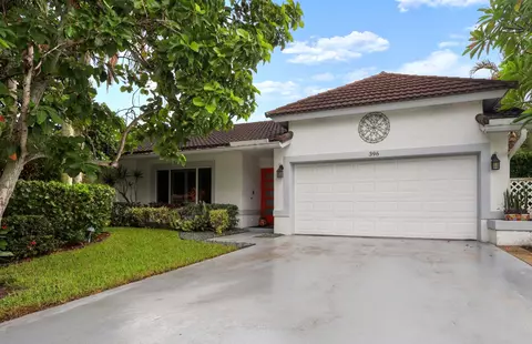 396 Redwood Ln, Boca Raton, FL 33487
