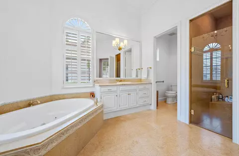 Bath - 115 Echo Ln, Jupiter, FL 33458 photo 3 of 7