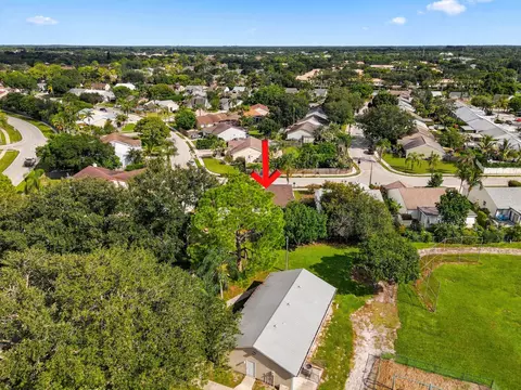 View/Area - 184 Greentree Cir, Jupiter, FL 33458 photo 4 of 7