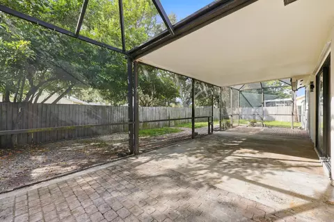 Exterior - 184 Greentree Cir, Jupiter, FL 33458 photo 3 of 9