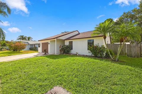 Other - 184 Greentree Cir, Jupiter, FL 33458 photo 1 of 10