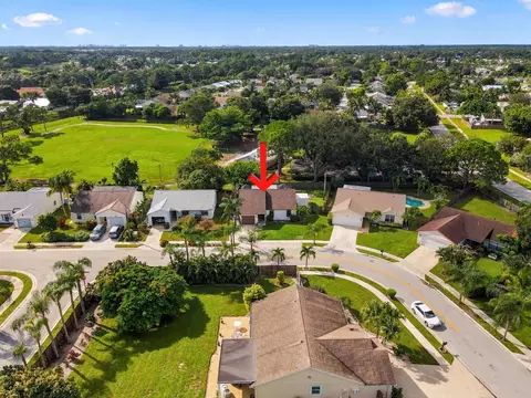 View/Area - 184 Greentree Cir, Jupiter, FL 33458 photo 1 of 7