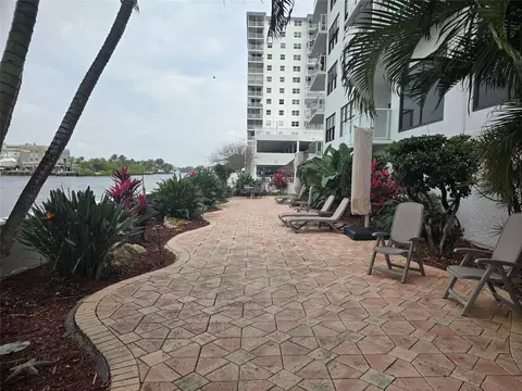 Exterior - 1401 N Riverside Dr #1206, Pompano Beach, FL 33062 photo 9 of 10