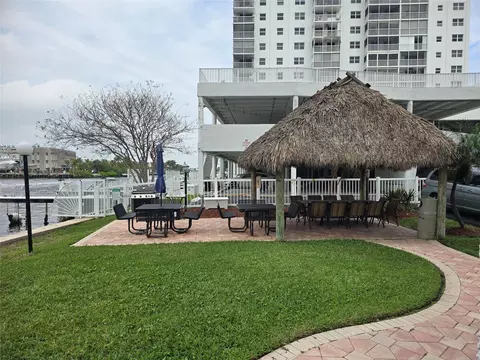 Exterior - 1401 N Riverside Dr #1206, Pompano Beach, FL 33062 photo 6 of 10