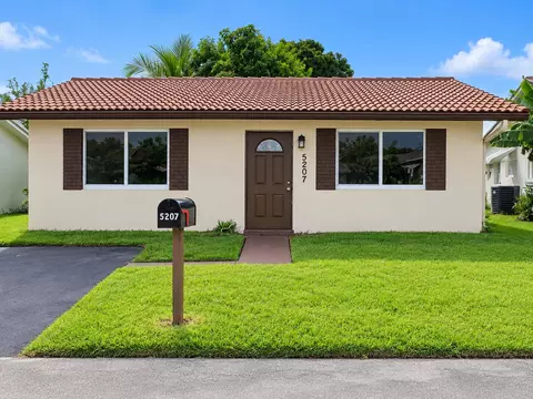 5207 NW 28th Ave, Tamarac, FL 33309