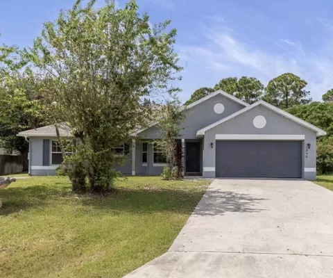 1098 SW Sw Du Bois Ave, Port St Lucie, FL 34953