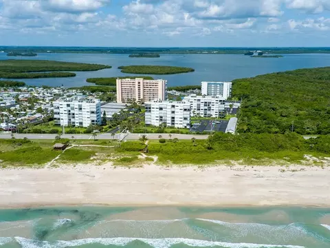 5163 N Hwy A1a #820, Hutchinson Island, FL 34949
