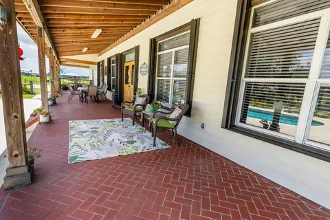 Exterior - 8661 E Center St, Okeechobee, FL 34974 photo 9 of 28