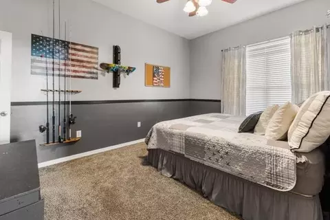 Bedroom - 8661 E Center St, Okeechobee, FL 34974 photo 9 of 10