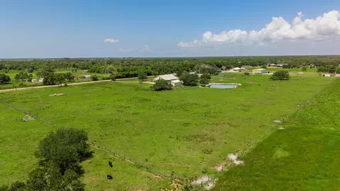 View/Area - 8661 E Center St, Okeechobee, FL 34974 photo 5 of 9
