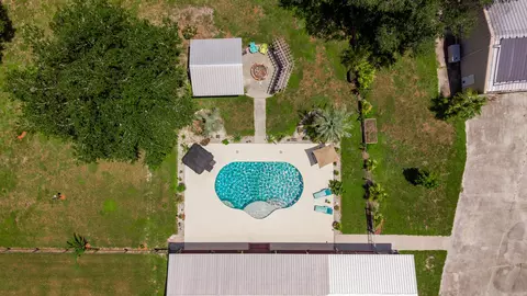 Exterior - 8661 E Center St, Okeechobee, FL 34974 photo 22 of 28