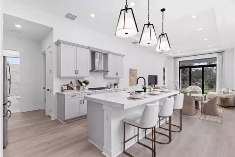 382 SE Via Sangro, Port Saint Lucie, FL 34952