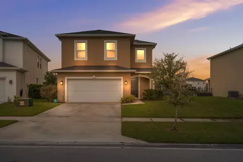 11024 SW Pacini Way, Port Saint Lucie, FL 34987