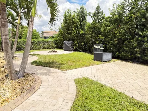 Exterior - 10735 Eveningwood Ct, Trinity, FL 34655 photo 10 of 20