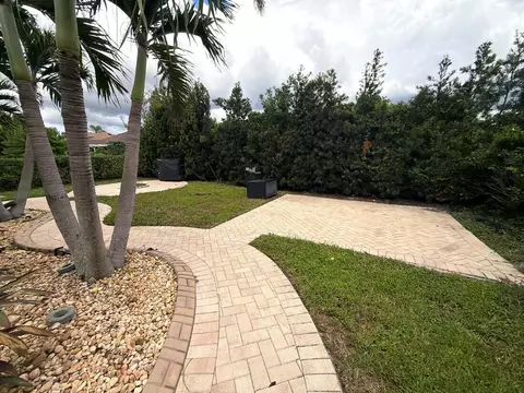 Exterior - 10735 Eveningwood Ct, Trinity, FL 34655 photo 9 of 20